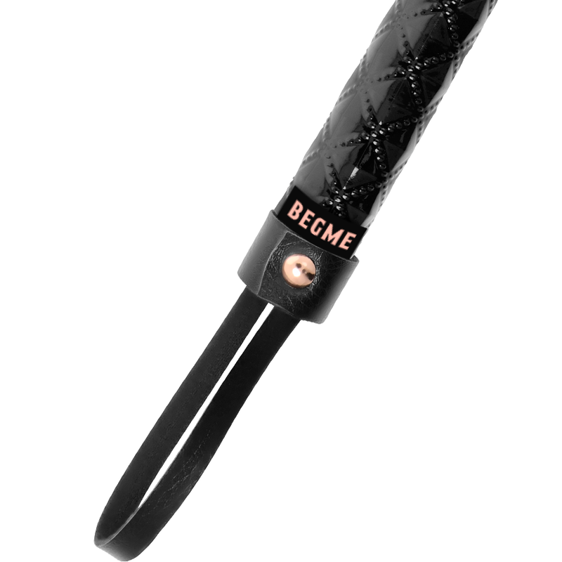 BEGME - BLACK EDITION FLOGGER EN CUIR VEGAN - Sensualia