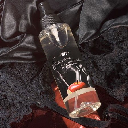 TENTACION - DÉSODORISANT ENVIRONNEMENTAL AUX FRUITS ROUGES AUX PHÉROMONES - Sensualia