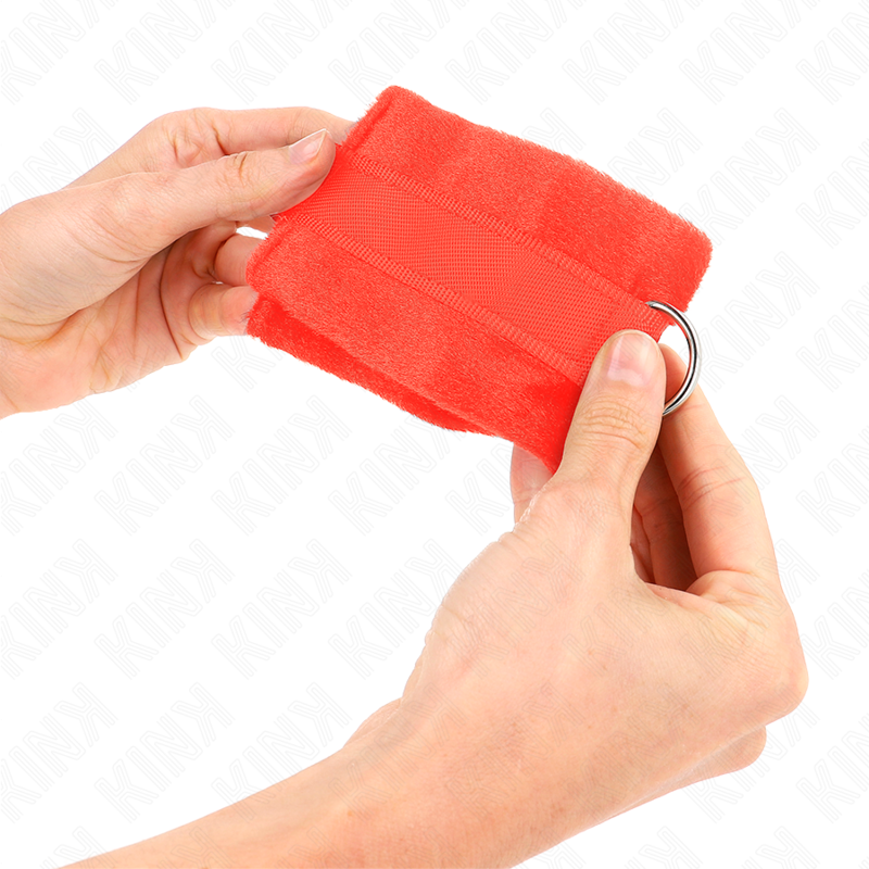 KINK - MANCHETTES DÉBUTANT EN FOURRURE ROUGE 30 X 7 CM - Sensualia