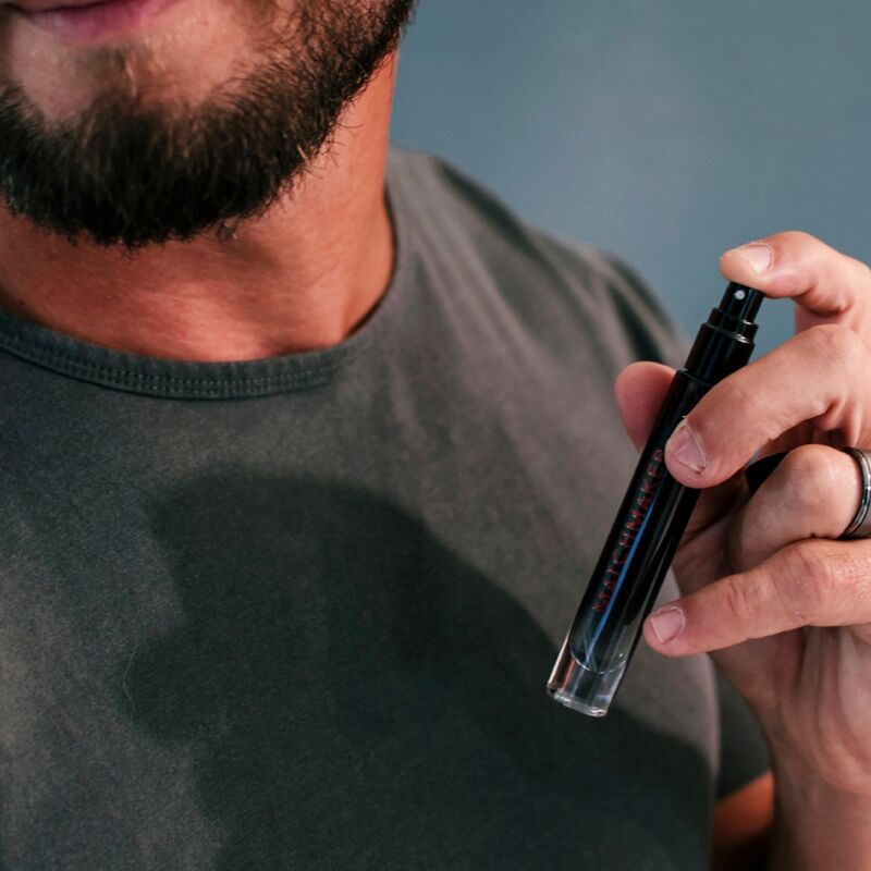 EYE OF LOVE - PHÉROMONES DE PARFUM LGBTQ MATCHMAKER BLACK DIAMOND POUR LUI 10 ML - Sensualia