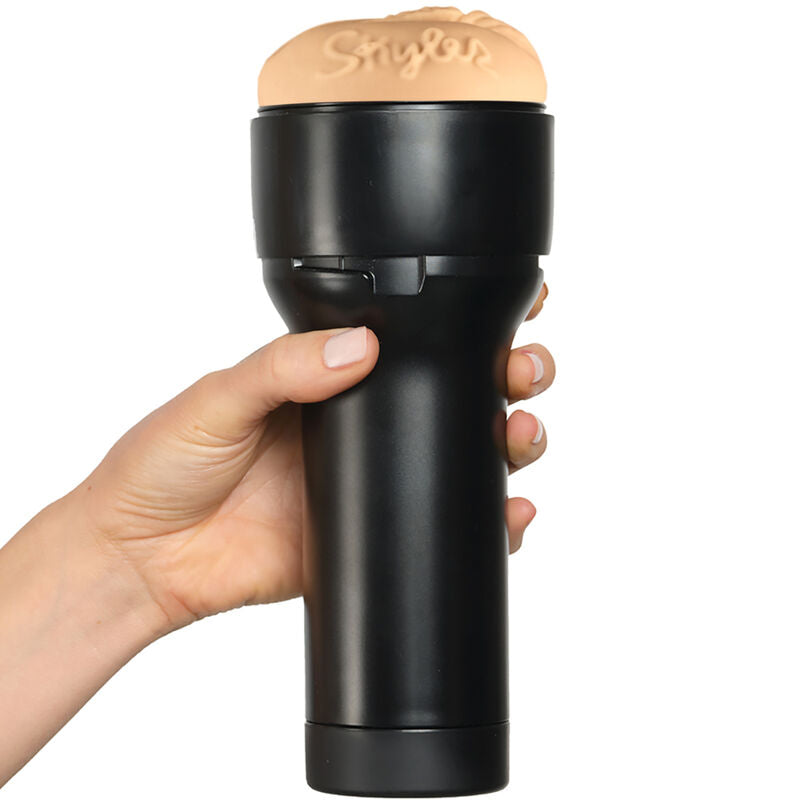 KIIROO - FEEL SKYLER LO STARS COLLECTION STROKERS COMPATIBLES POWERBLOW - Sensualia