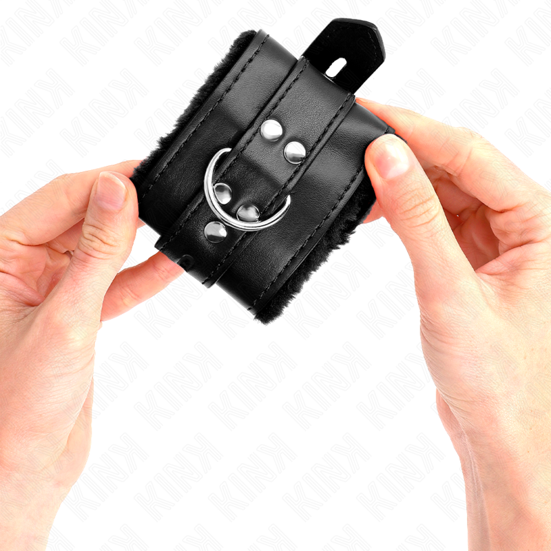 KINK - APPUI-POIGNETS DOUBLÉS DE FOURRURE AVEC TROUS CARRÉS NOIR ET CEINTURE NOIRE RÉGLABLE 17-29 CM X 6 CM KINK WRIST RESTRAINT